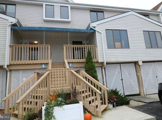 7 W Playhouse Dr #17, Tuckerton, NJ