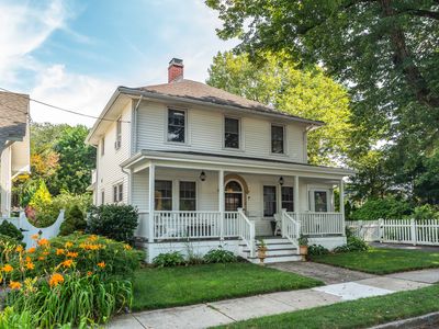 37 Beecher Place, New Haven, CT, 06512