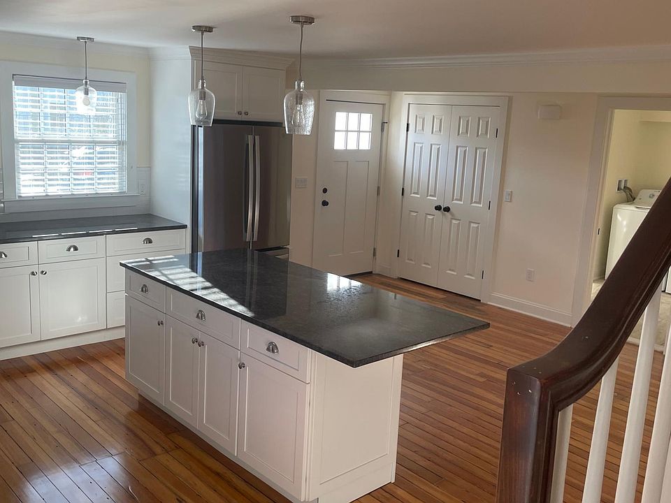 Front Door, Kitchen, coat closet