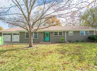 5805 Whitman Ave, Fort Worth, TX 76133