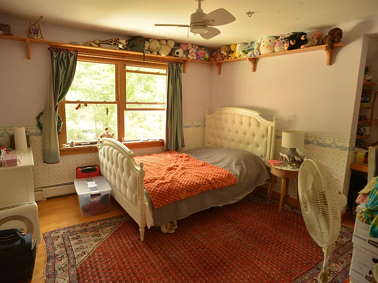 404 E Miller Rd — Photo 7