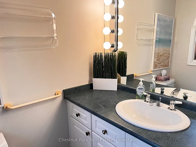 89 Georgian Manor Dr — Photo 37
