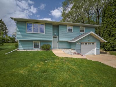 2107 4th Ave W, Monroe, WI, 53566