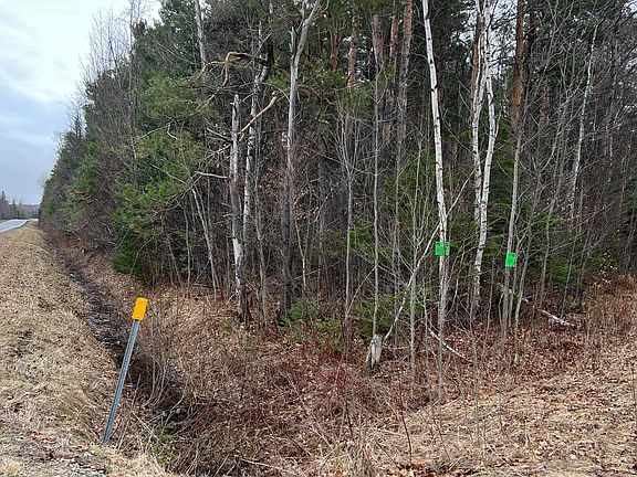 3rd image of 655 Smith Rd