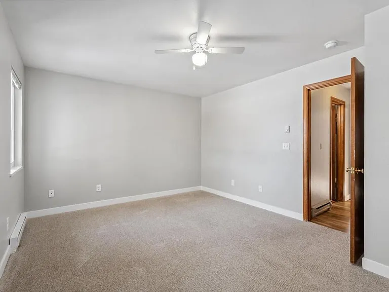 3465 Lochwood Dr #J39 — Photo 5