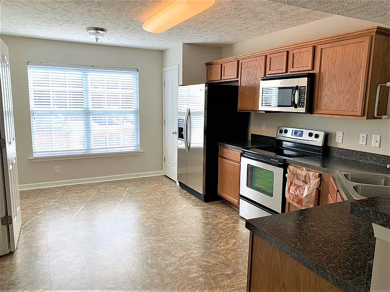 2034 Victory Gallop Ln — Photo 8