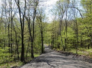 157 Stagecoach Rd, Hillsdale, NY 12529