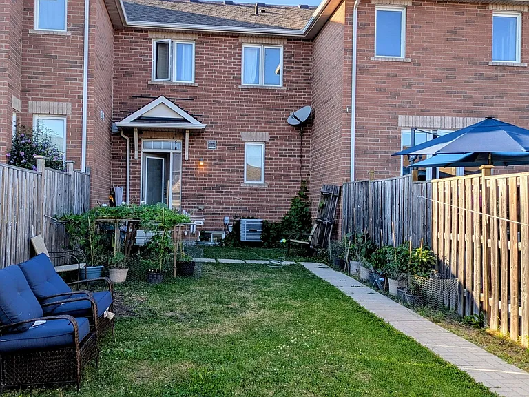 217 Riverlands Ave — Photo 17
