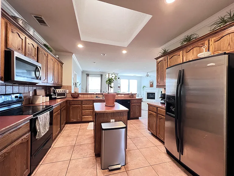 6441 Payton Dr — Photo 10