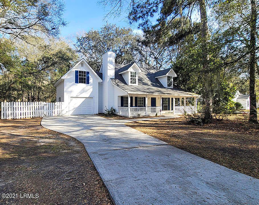 1st image of 19 Le Moyne Drive