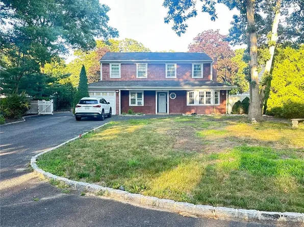 159 Horseblock Road, Centereach, NY 11720