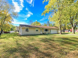 4827 E 1040 N, Demotte, IN 46310