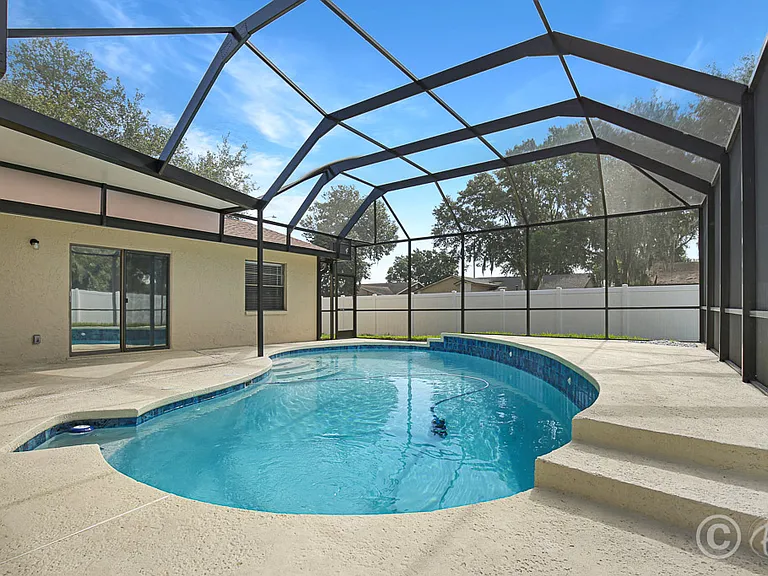 423 Van Reed Manor Dr — Photo 16