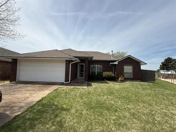 21865 Homesteaders Pl, Edmond, OK 73012