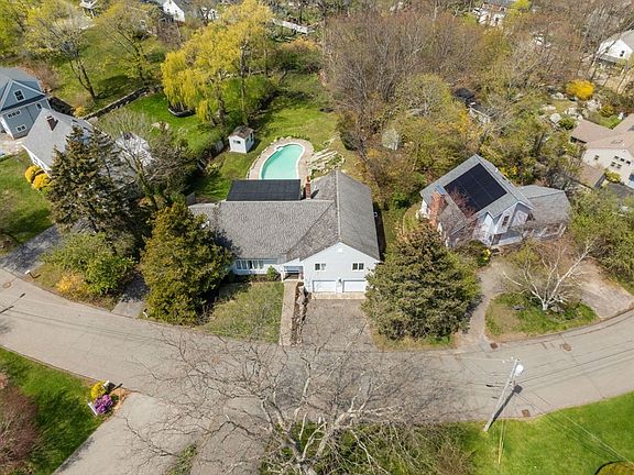 2nd image of 8 Marbee Rd