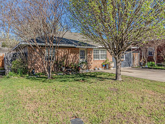 3rd image of 482 Perch Rd