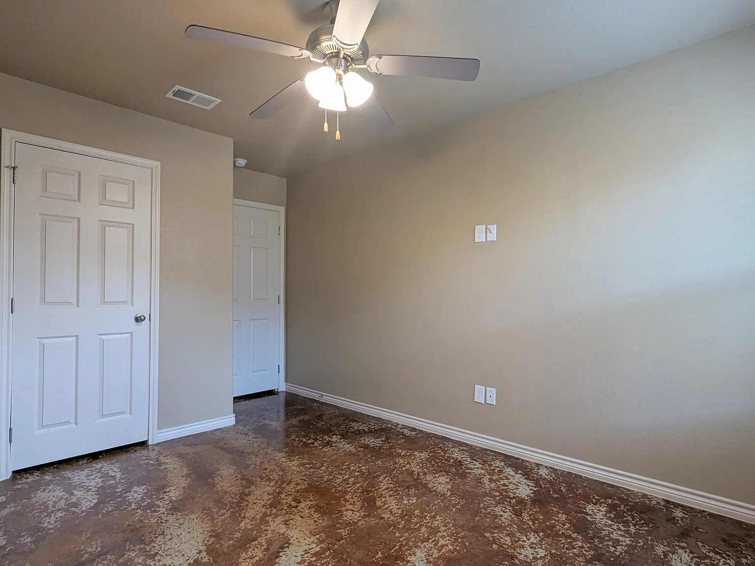 Southwood Hills Phase III — Photo 4