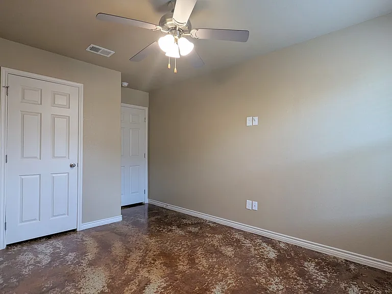 Southwood Hills Phase III — Photo 4