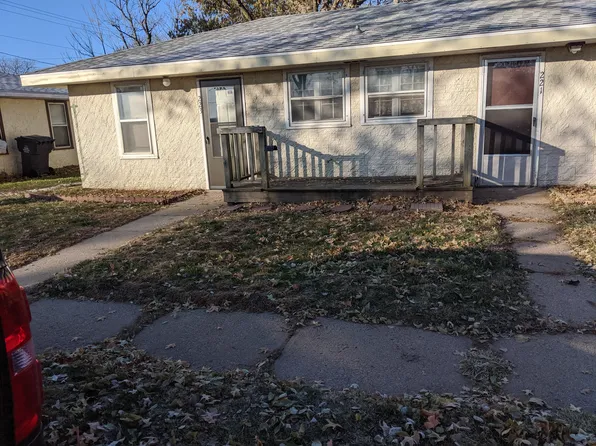 223 S Hancock St, Fremont, NE 68025