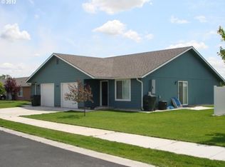 590 Willow Ct, Hermiston, OR 97838