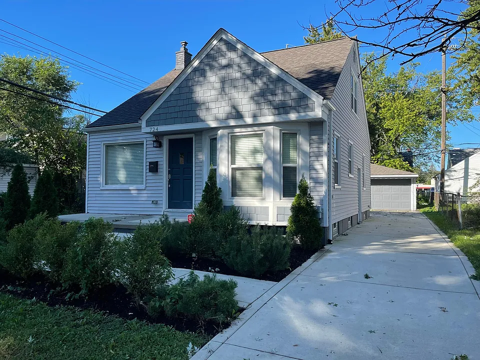 724 S Edison Ave