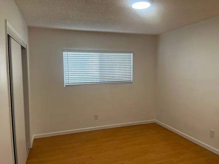 6600 Whitsett Ave — Photo 12