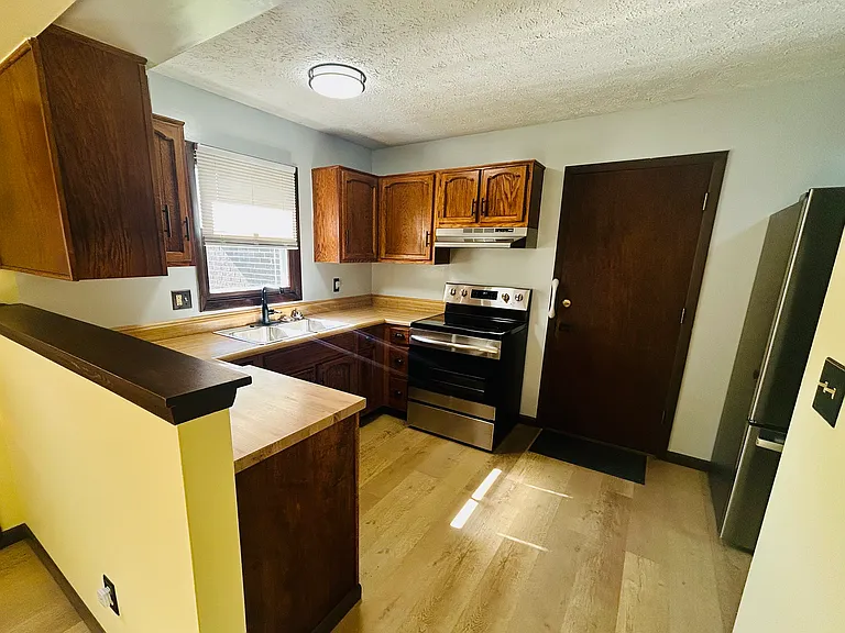 3805 W Indian Creek Dr — Photo 3