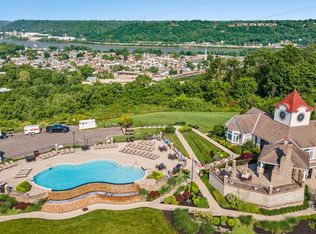 536 Riversbreeze Dr, Ludlow, KY 41016