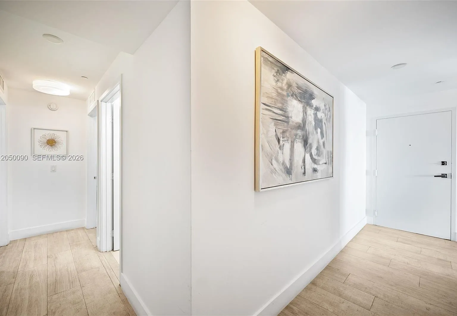 Bay House Miami Condo — Photo 3