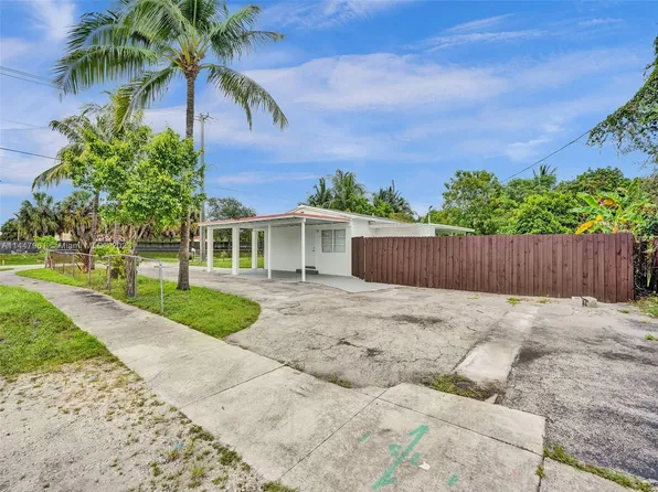 2236 SW 13th St, Fort Lauderdale, FL 33312