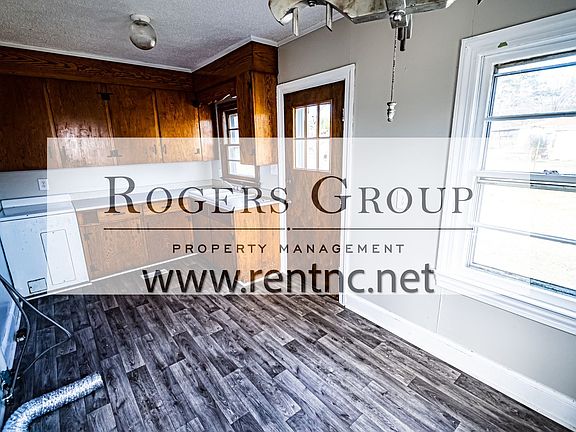 4th image of 1847 S Clearview Dr