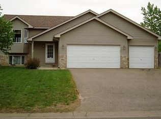 1822 Garfield St S, Cambridge, MN 55008