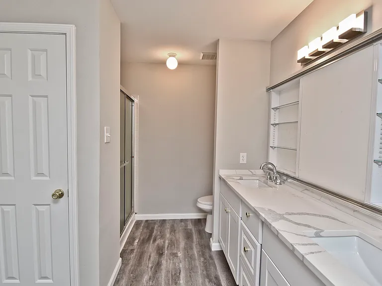 557 Marco Way — Photo 29