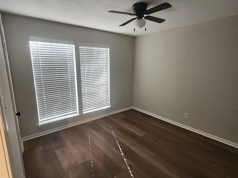 14134 Cleobrook Dr — Photo 13