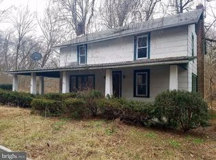 906 Krumsville Rd, Kutztown, PA 19530