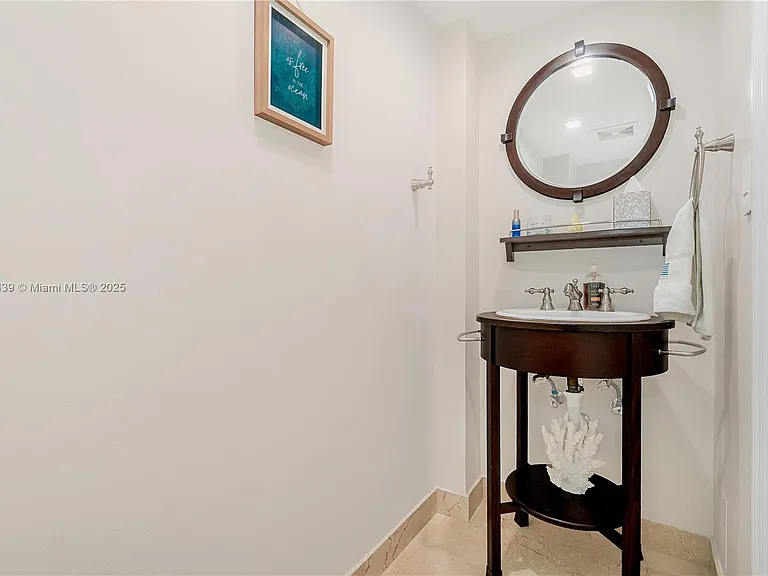 6917 Collins Ave #511 — Photo 13