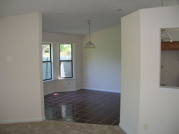4th image of 7947 Evening Flower Ln