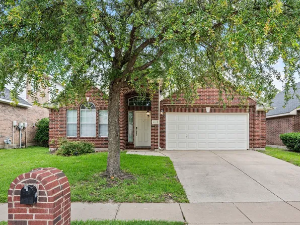 4633 Dwarf Nettle Dr, Fort Worth, TX 76244