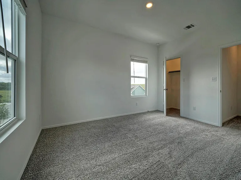 1317 Linwood St — Photo 22