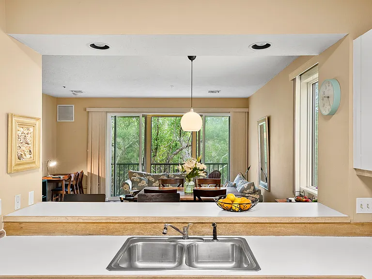 619 Cedars Ct — Photo 16