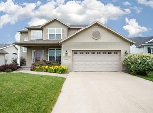3345 Beechwood Ln, Marion, IA 52302