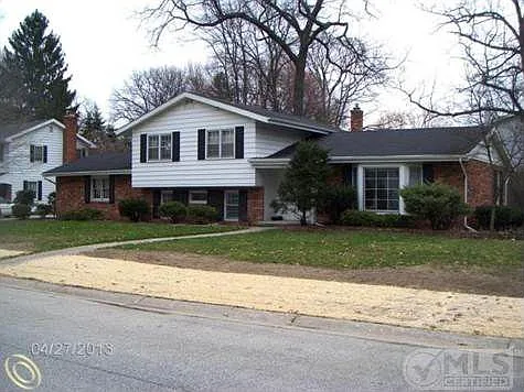 3030 W Village Ln photo 1