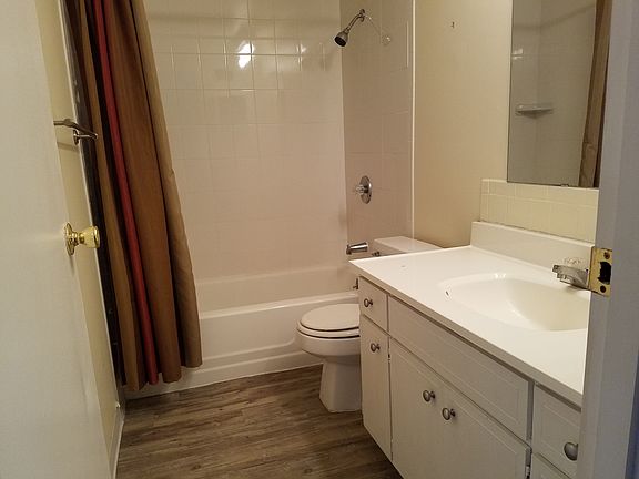 3rd image of 770 W Ferry St APT 25A