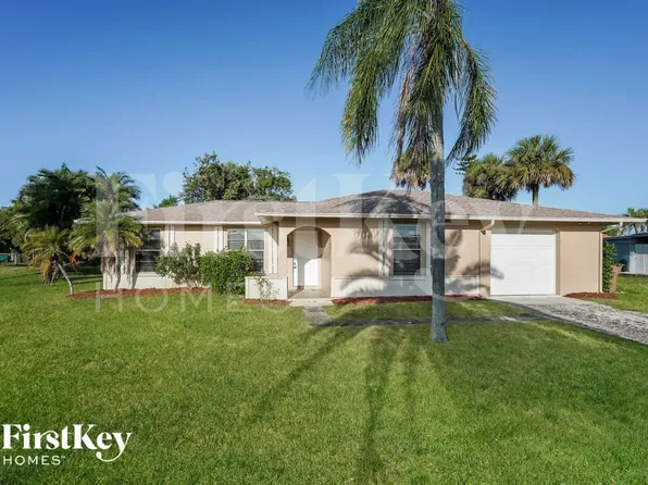 1423 Caywood Cir S, Lehigh Acres, FL 33936