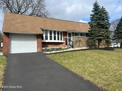 241 Hackett Boulevard, Albany, NY, 12208