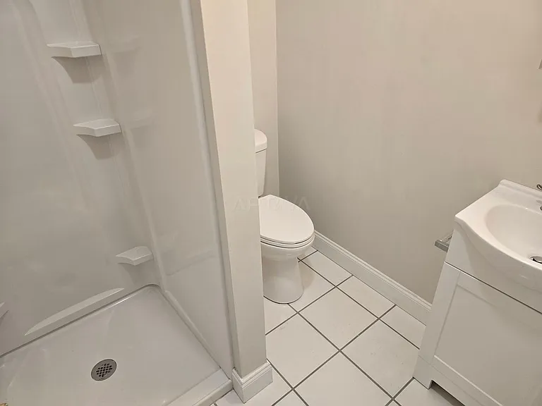 370 Prospect St #6 — Photo 5