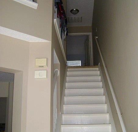 5th image of 610 Windbrook Cir