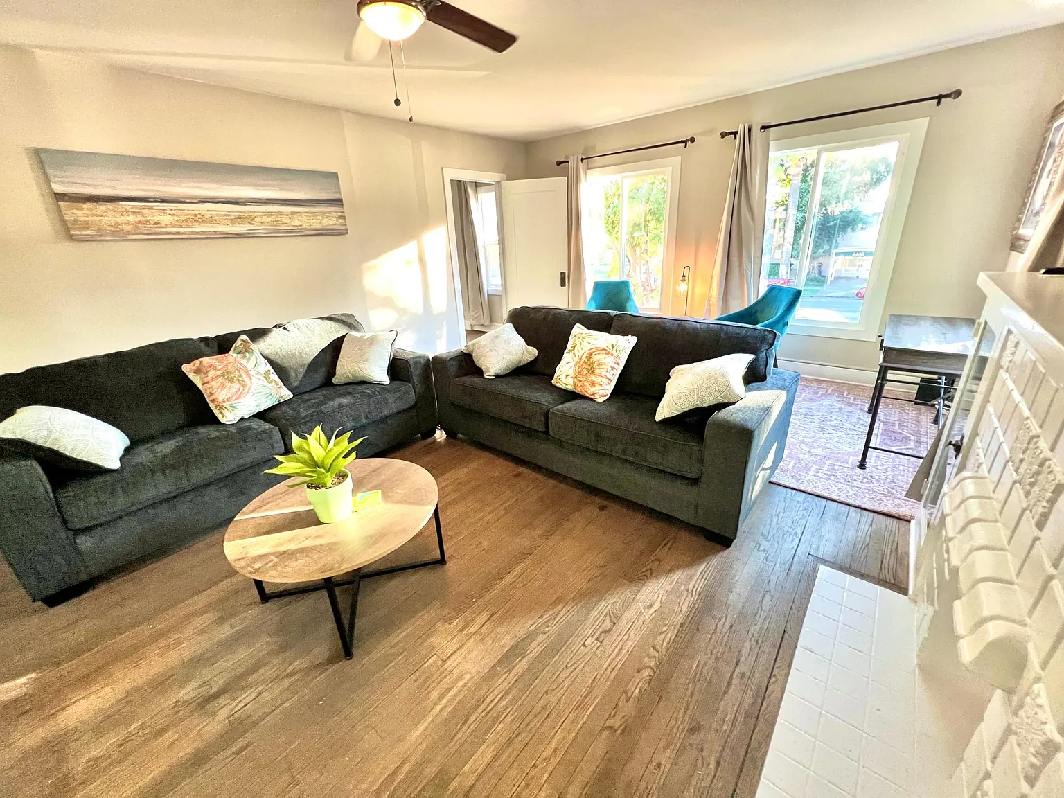 4437 University Ave — Photo 3
