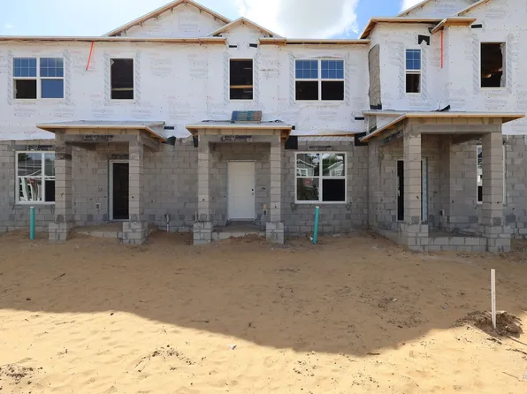 470 Lady Palm St, Apopka, FL 32703