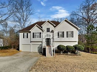 276 Tanglewood Dr, Hiram, GA 30141